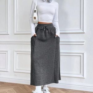 3/50$ Gray sporty-style midi skirt